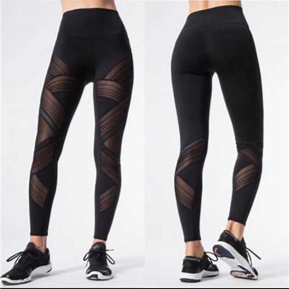 NWT Alo Yoga High Waisted Ultimate Legging